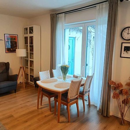 Apartman V Zahrade Bratislava Exterior foto